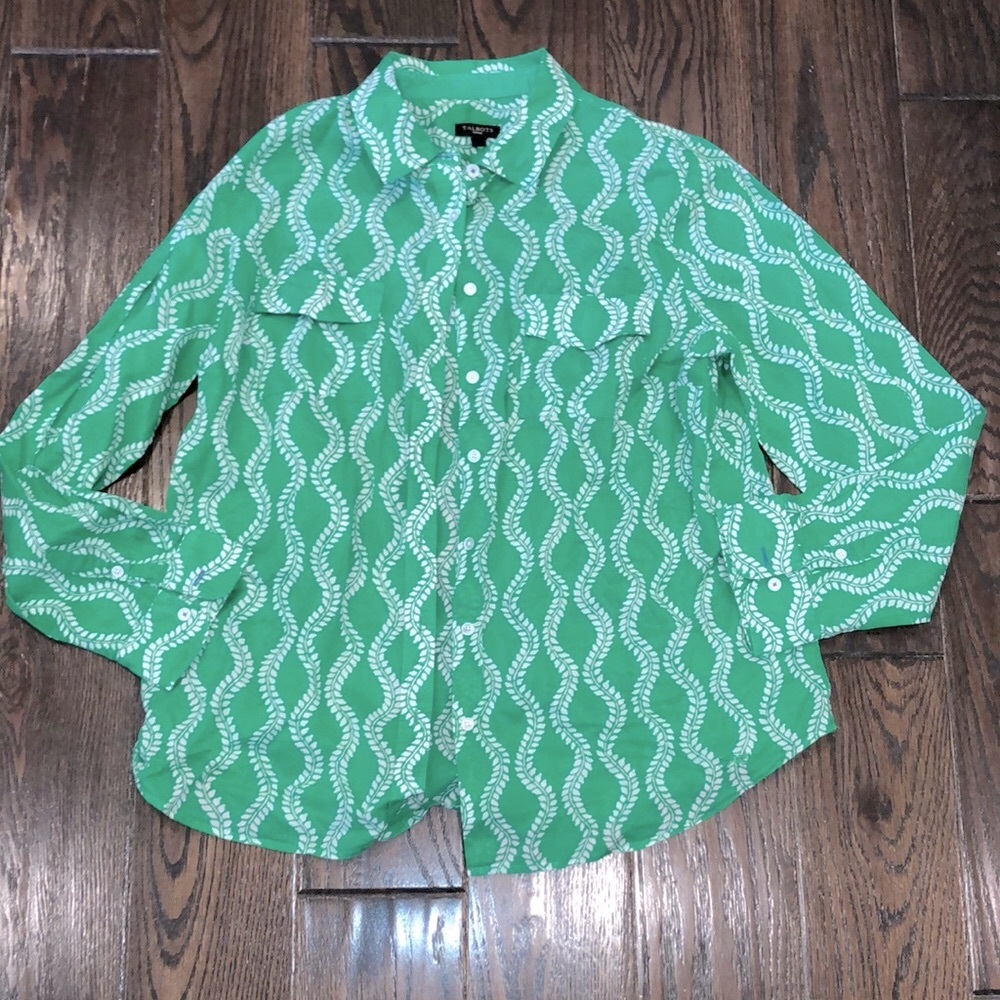 Talbots medium petite green and white long-sleeve button down cotton shirt